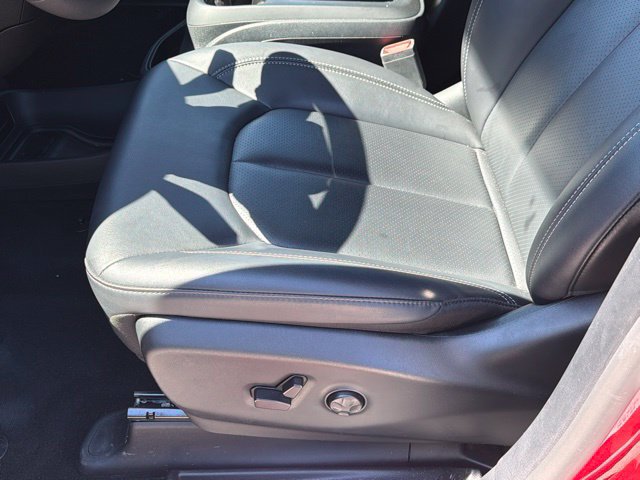 Used 2025 Chrysler Pacifica Select FWD image 22