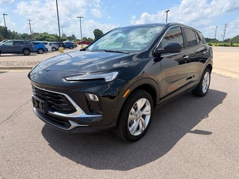 Used 2025 Buick Encore GX Preferred AWD/4WD image 7