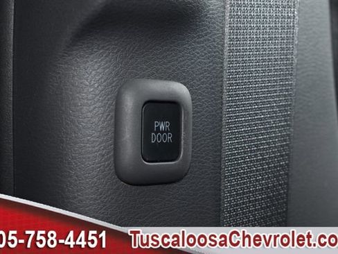 Used 2023 Toyota Sienna XLE FWD image 30