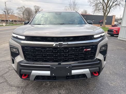 New 2026 Chevrolet Traverse Z71 w/ Enhanced Driving Package AWD/4WD image 2