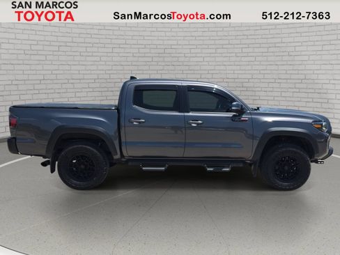 Used 2021 Toyota Tacoma TRD Pro AWD/4WD image 5