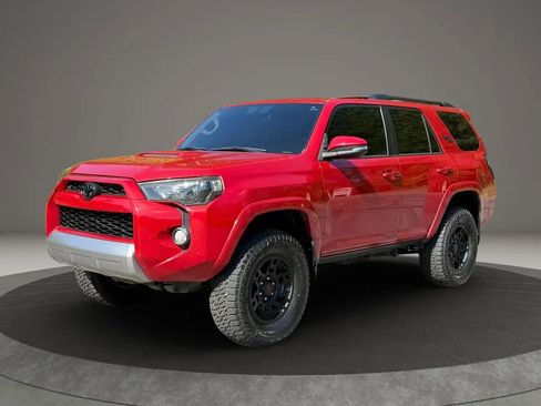 Used 2019 Toyota 4Runner TRD Off-Road Premium AWD/4WD image 1