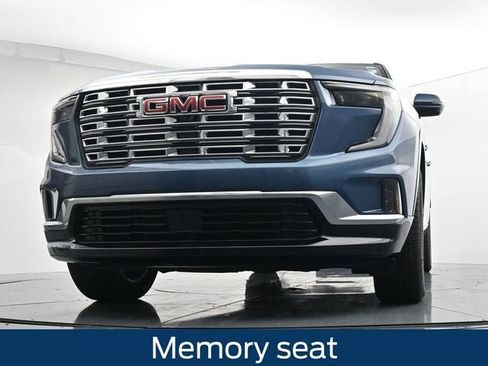 Used 2024 GMC Acadia Denali AWD/4WD image 33