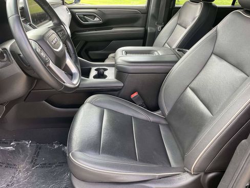 Used 2023 GMC Yukon SLT AWD/4WD image 13