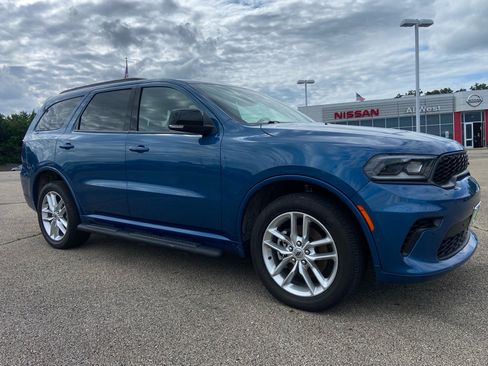 Used 2024 Dodge Durango GT AWD/4WD image 1