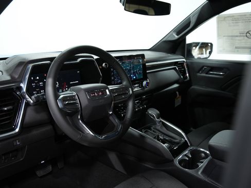 New 2026 GMC Canyon Elevation RWD image 35
