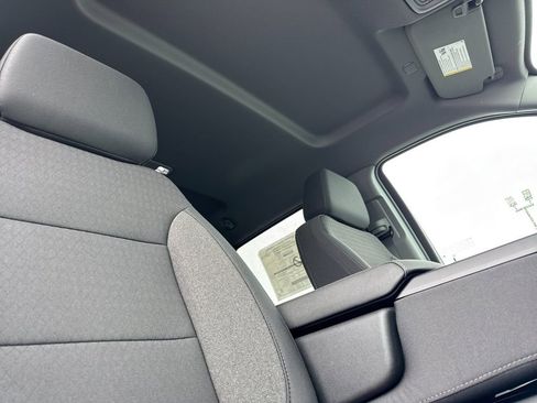 New 2026 GMC Sierra 1500 SLE w/ Preferred Package RWD image 15