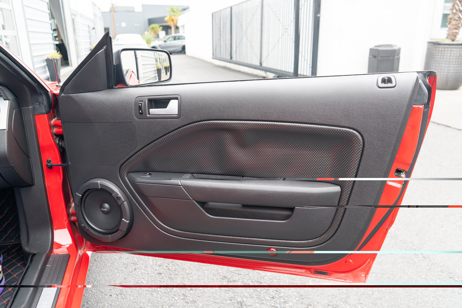 Used 2006 Ford Mustang GT RWD image 31