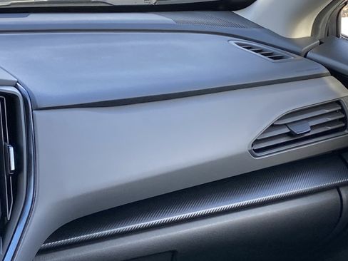 Used 2025 Subaru Crosstrek 2.5i Limited w/ Crosstrek Mirror Package image 22