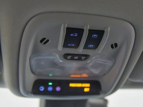 Used 2023 Chevrolet Bolt EUV Premier w/ Sun & Sound Package image 32