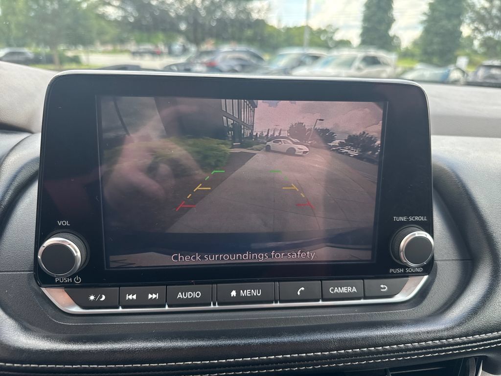 Used 2022 Nissan Rogue SV w/ SV Premium Package FWD image 17