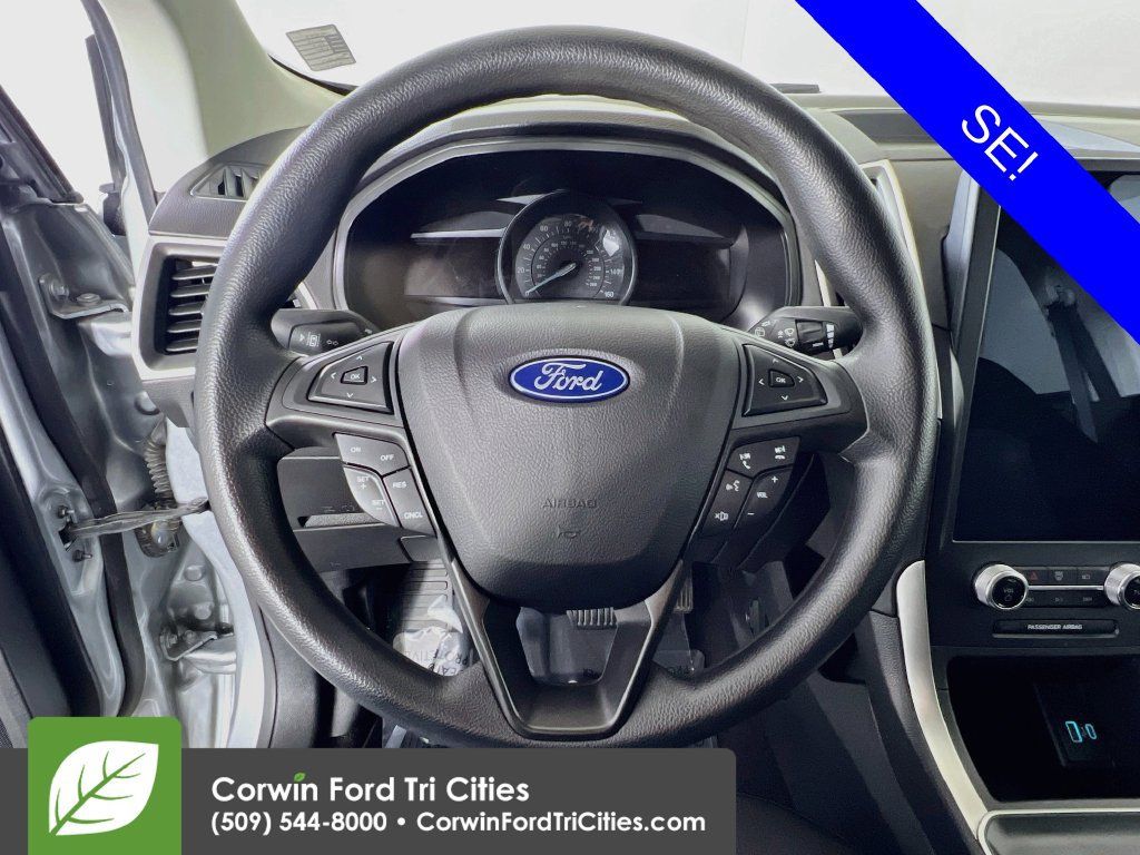 Used 2023 Ford Edge SE AWD/4WD image 7