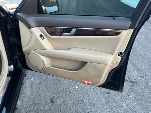 Used 2012 Mercedes-Benz C 250 Sedan image 17