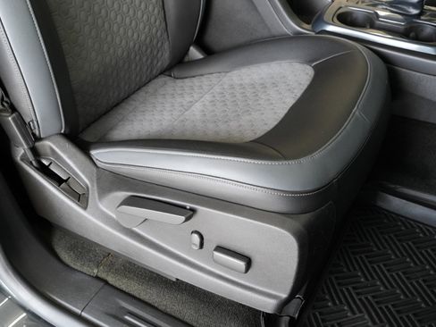 Used 2016 Chevrolet Colorado Z71 image 29