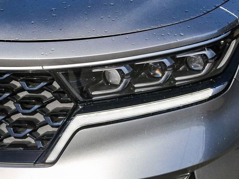 Certified 2023 Kia Sorento SX Prestige image 5