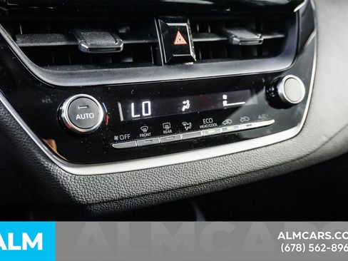 Used 2025 Toyota Corolla LE FWD image 35