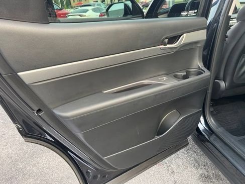 Used 2025 Hyundai Palisade SEL FWD image 12