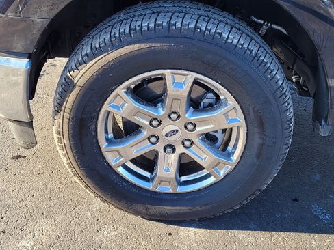 Used 2023 Ford F150 XLT w/ Equipment Group 302A High image 10