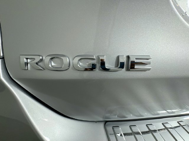 Used 2019 Nissan Rogue S w/ Special Edition Package FWD image 37