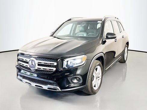 Used 2020 Mercedes-Benz GLB 250 image 4