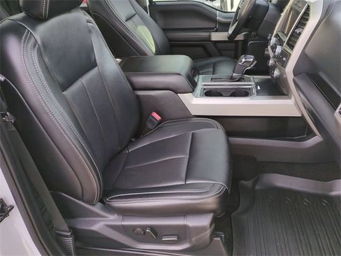 Used 2019 Ford F150 Lariat w/ Equipment Group 502A Luxury image 29