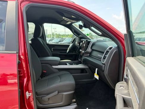 New 2026 RAM 2500 Big Horn AWD/4WD image 30