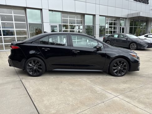 Certified 2025 Toyota Corolla SE FWD image 13