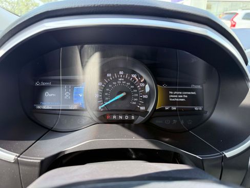 Used 2019 Ford Edge Titanium w/ Cold Weather Package AWD/4WD image 21