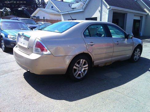 Used 2008 Ford Fusion SEL FWD image 3