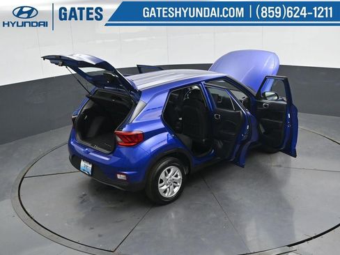 New 2025 Hyundai Venue SE FWD image 47