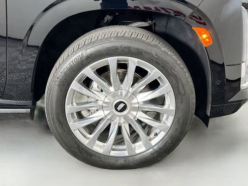 Used 2023 Cadillac Escalade ESV Premium Luxury w/ Performance Package image 42