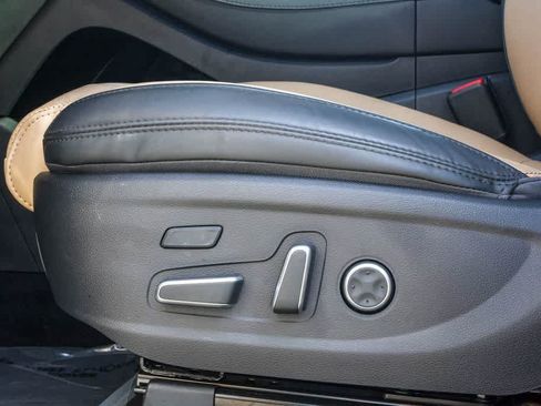 Used 2023 Hyundai Santa Fe Calligraphy FWD image 21