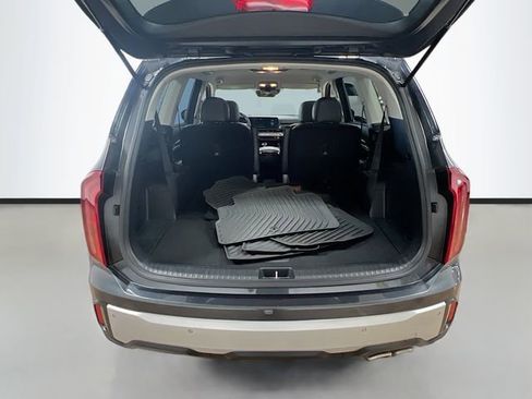 Certified 2023 Kia Telluride S image 28