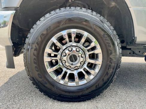 Used 2022 Ford F350 Lariat w/ Chrome Package AWD/4WD image 30