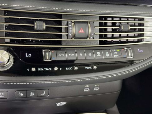 Used 2024 Lexus LS 500 AWD w/ Interior Upgrade Package image 28
