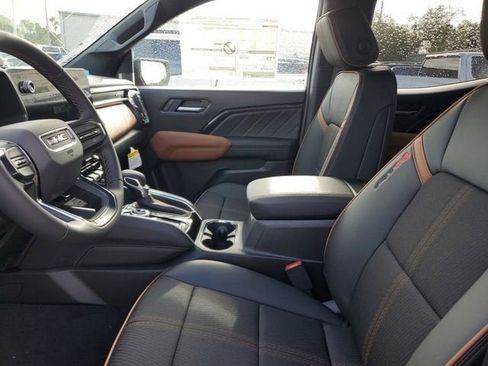 New 2026 GMC Canyon AT4 AWD/4WD image 19