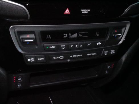 Certified 2026 Honda Ridgeline Black Edition image 23