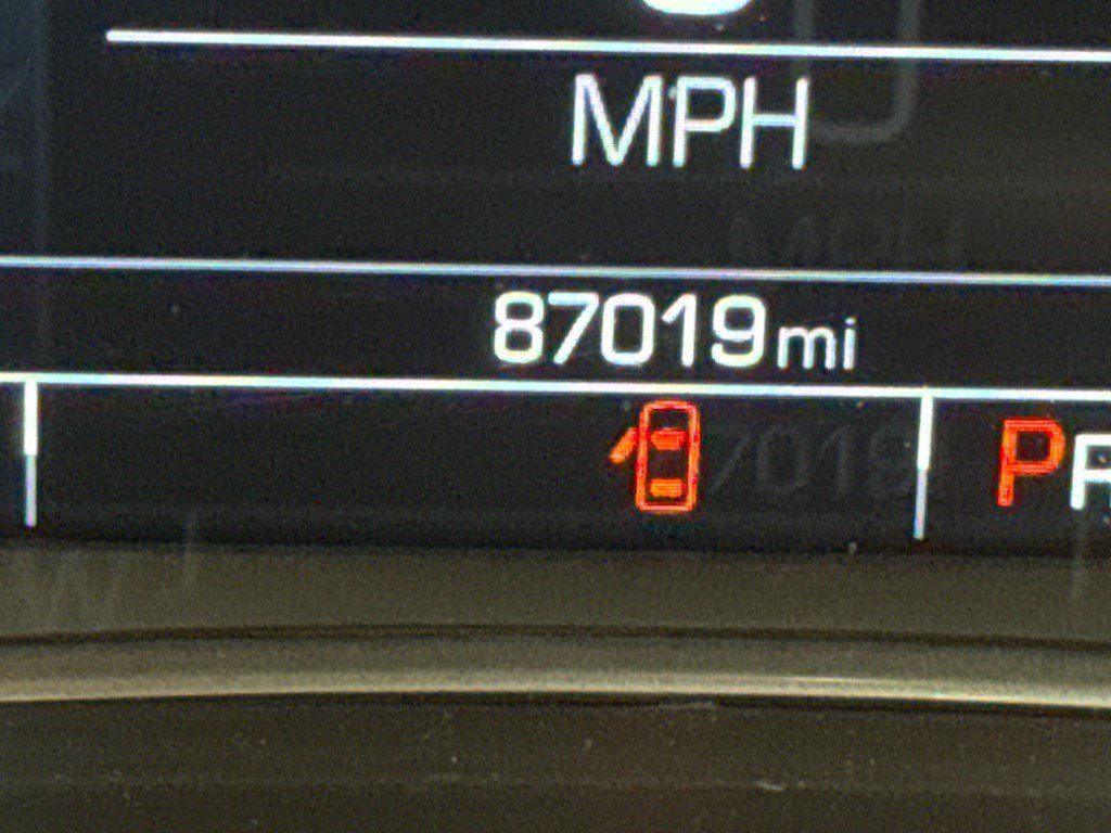 Used 2018 GMC Acadia SLT FWD image 11