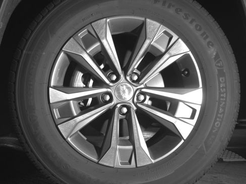 Used 2025 Chevrolet Equinox LT FWD image 12