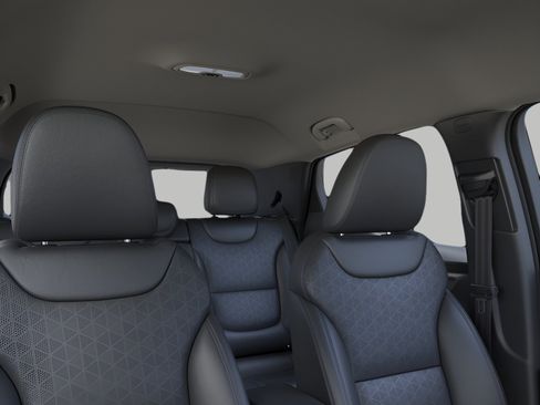 Used 2027 Chevrolet Bolt LT FWD image 24
