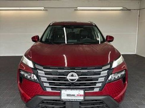 Certified 2024 Nissan Rogue SV w/ SV Premium Package FWD image 20
