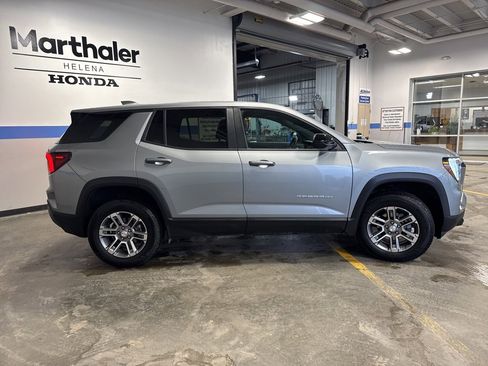 Used 2025 GMC Terrain Elevation image 4