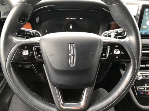 Used 2022 Lincoln Corsair Reserve w/ Elements Package image 15