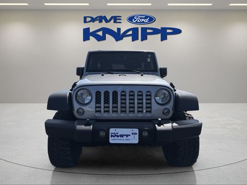 Used 2016 Jeep Wrangler Unlimited Sport w/ Quick Order Package 24S AWD/4WD image 2