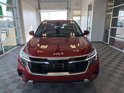 New 2026 Kia Seltos S AWD/4WD image 2