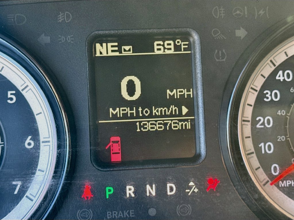 Used 2017 RAM 1500 Classic SLT AWD/4WD image 13