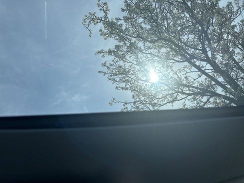 Used 2025 Ford F350 Lariat w/ Lariat Ultimate Package image 11