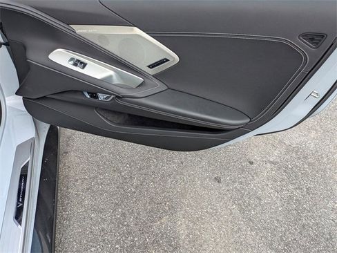 Certified 2021 Chevrolet Corvette Stingray Preferred Cpe w/ Z51 Performance Package image 32