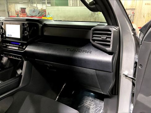 Certified 2025 Toyota Tundra SR5 w/ SR5 Convenience Package AWD/4WD image 19