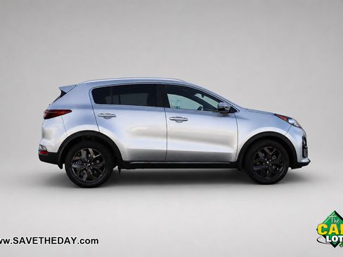 Used 2020 Kia Sportage S FWD image 9